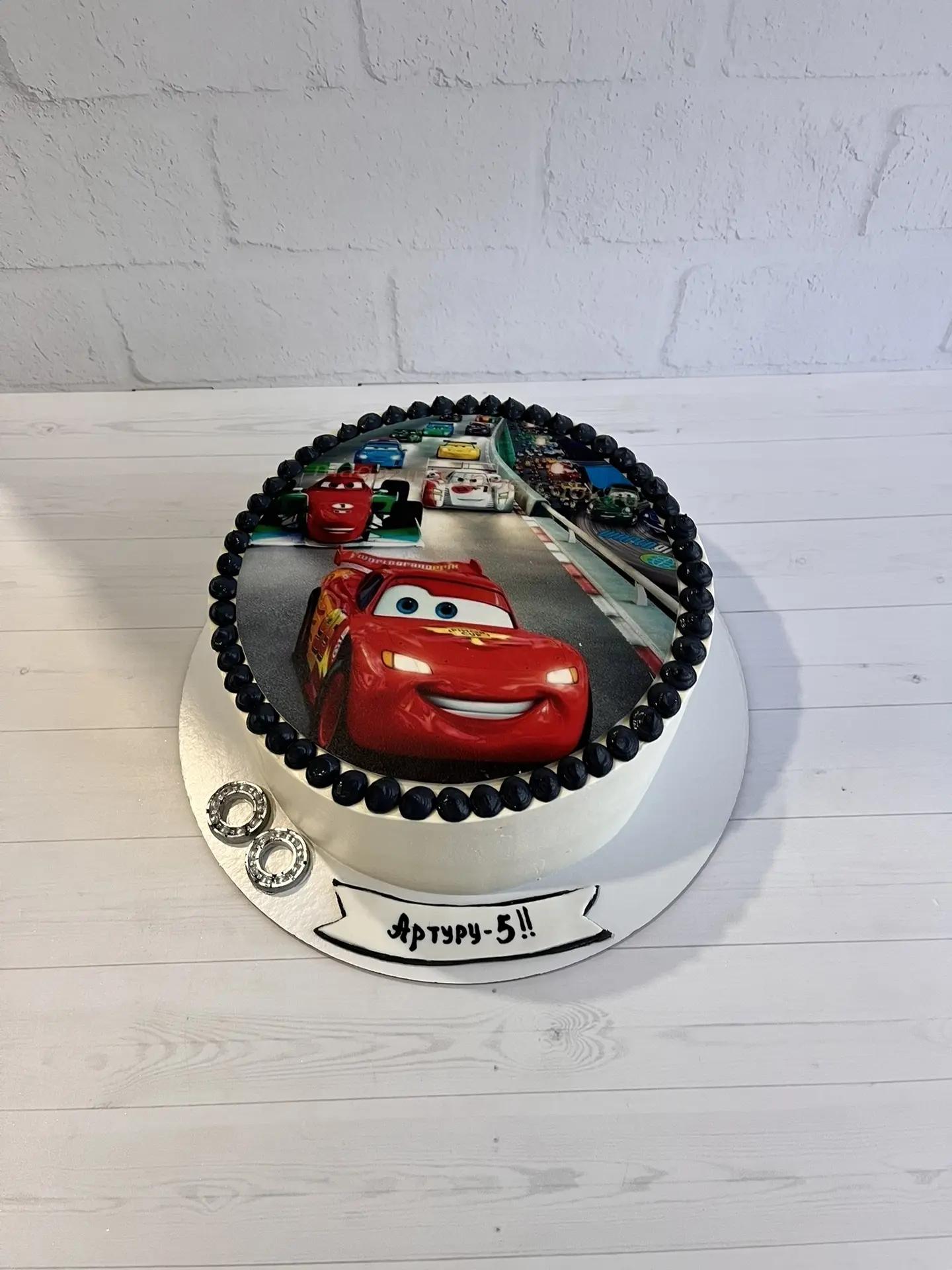 Торт с автомобильным оформлением